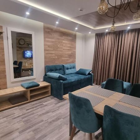 Apartman Premier 32 Milmari 카파오닉 외부 사진