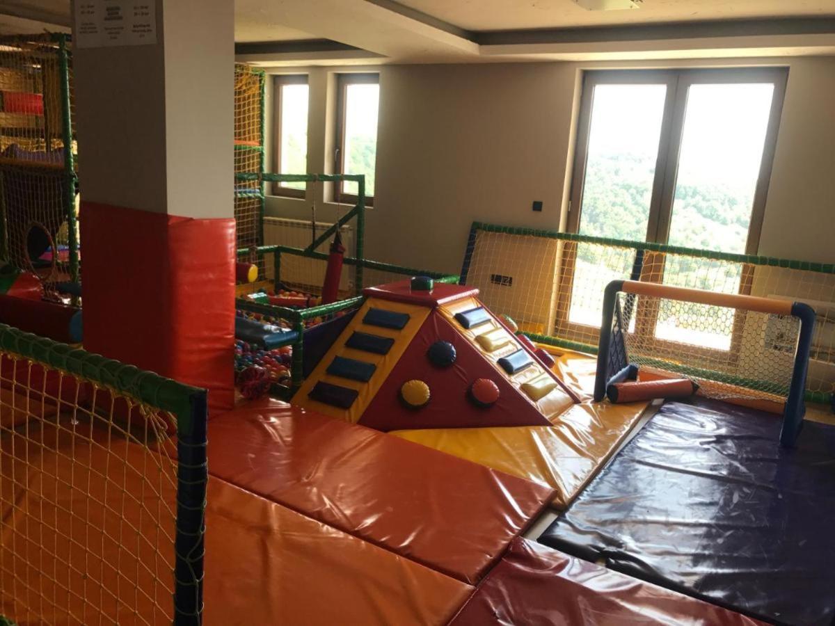 Apartman Premier 32 Milmari 카파오닉 외부 사진