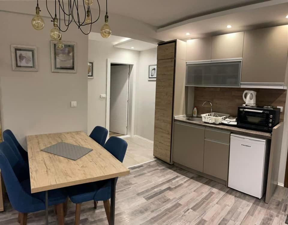 Apartman Premier 32 Milmari 카파오닉 외부 사진